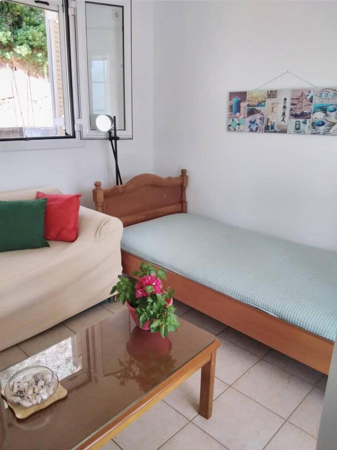 West Red Rock And View Leonidio Maisonette Studio Leonídion Exterior foto